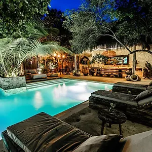 Una Vida Hotel